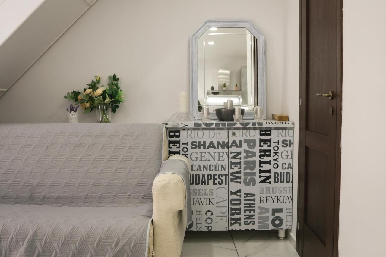 Modern By Sasy In The City Centre Nápoly Kültér fotó